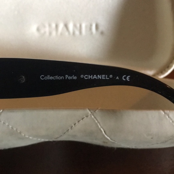 Chanel pearl sunglasses - Picture 3 of 5